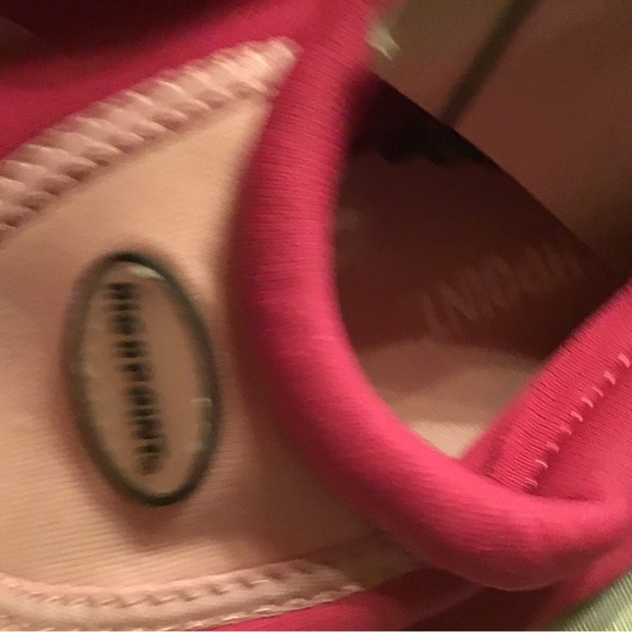 High point Water Pink Shoes In Size 4 - Picture 5 of 7